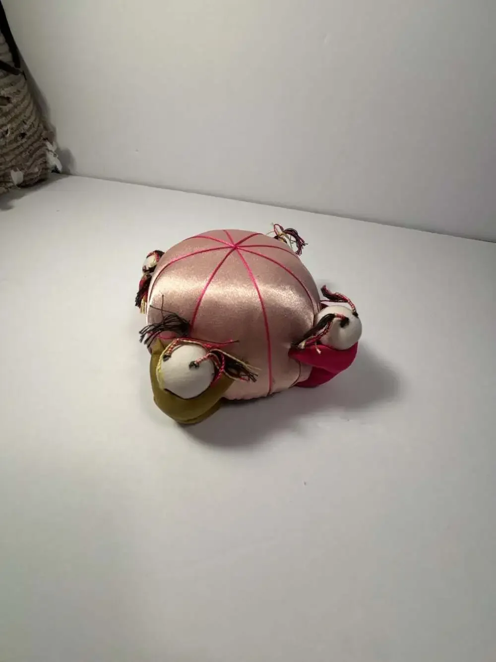 Vintage Silk Pink Chinese Sewing Pin Cushion with 8 Children Dolls Art No 41-58